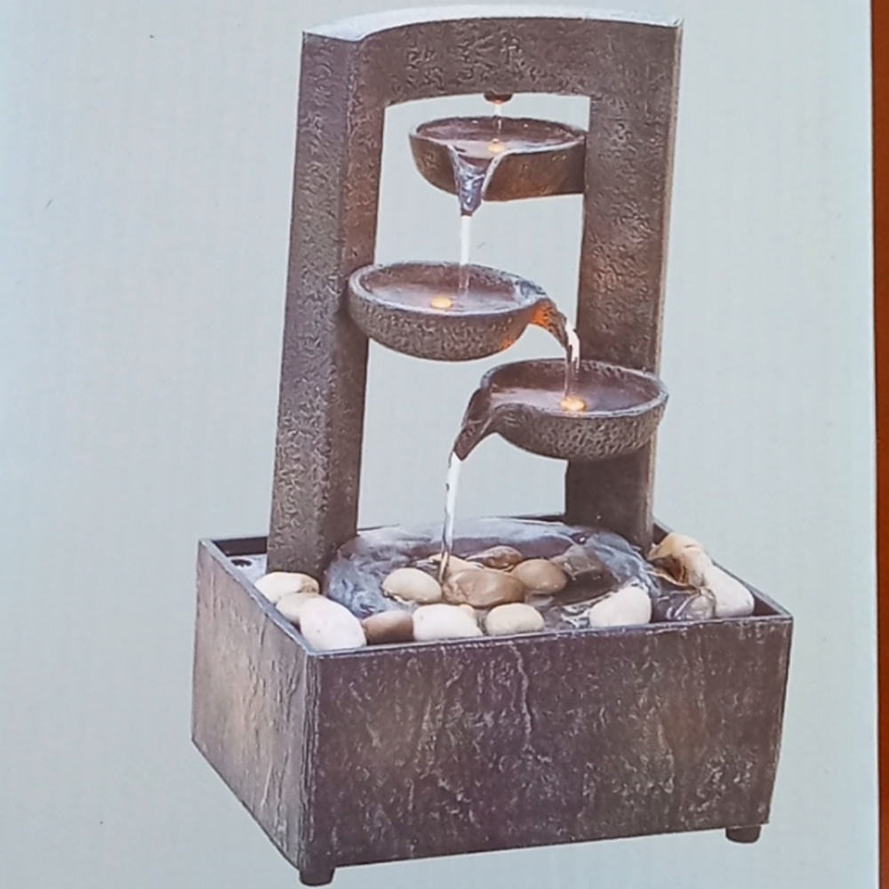 Wayland Three Tiered Lighted Fountain. NWOT